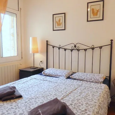 Вилла Caules Sleeps 8 Pool Wifi